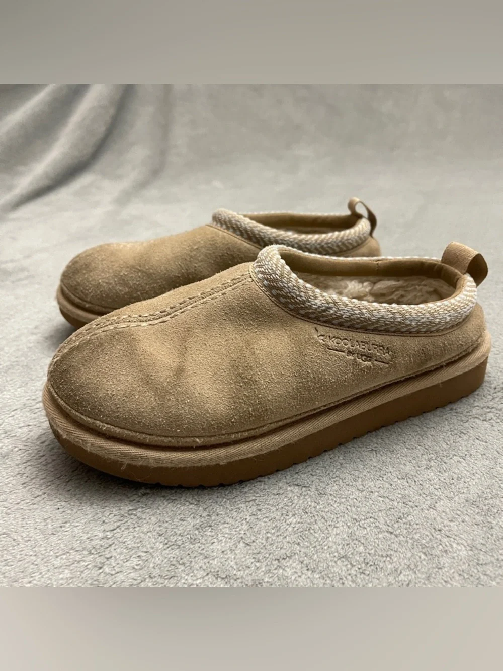 Koolaburra by UGG 1159670K Sand BURREE SLIPPERS Faux Fur Lining Size 1